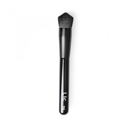 Lic Кисть T02 для тона и коррекции 3D / Makeup Artist Brush - фото 13028