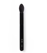 Lic Кисть G05 для хайлайтера и коррекции средняя / Makeup Artist Brush